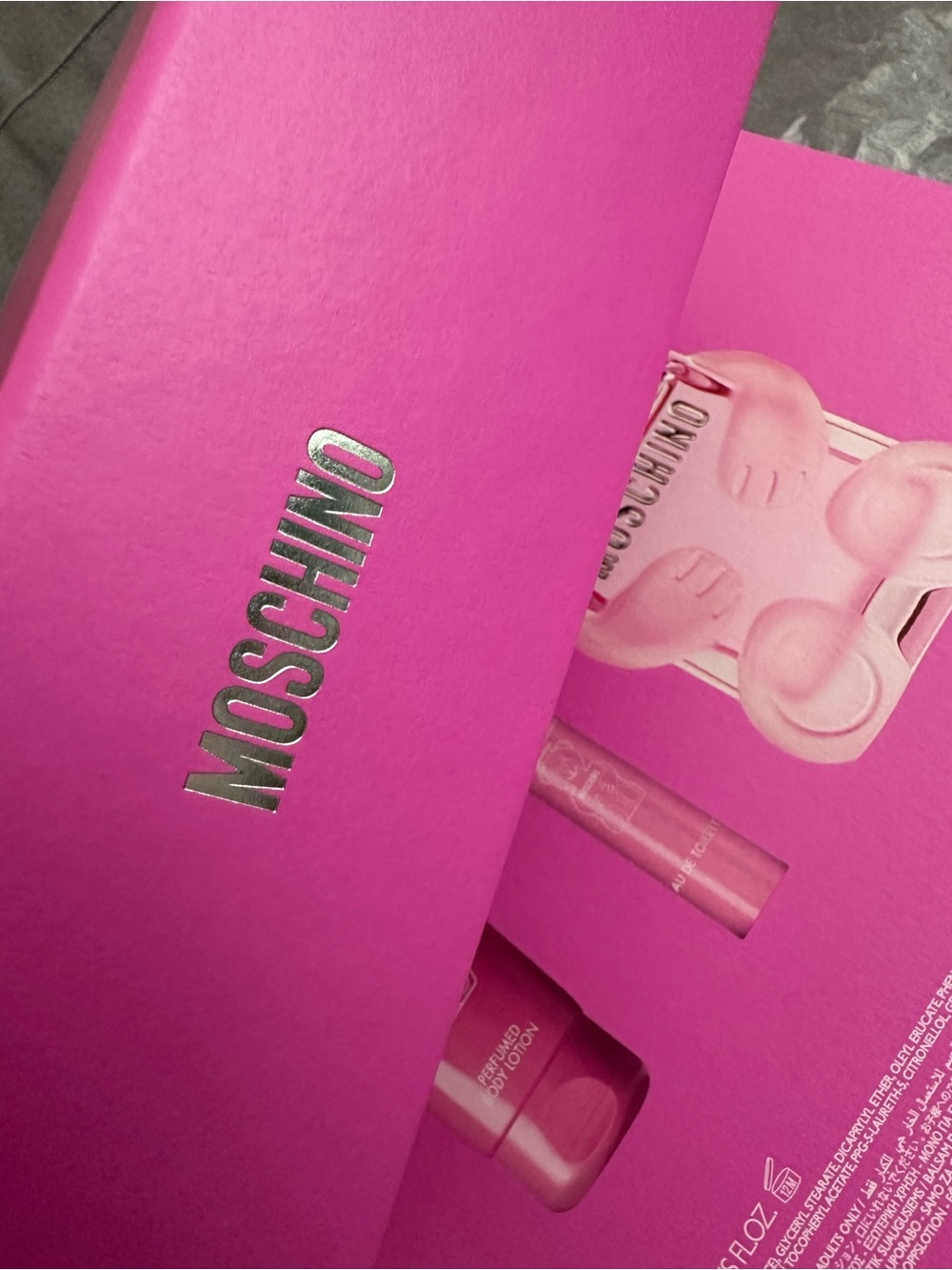 Moschino set